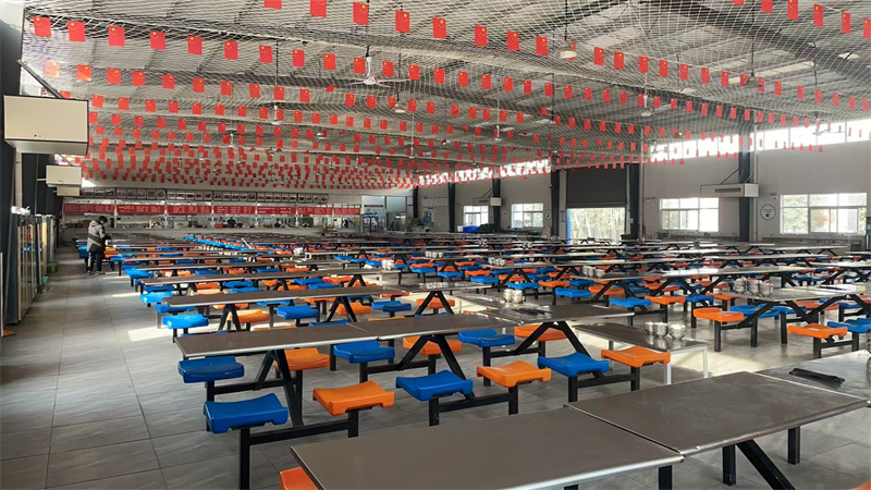 学校餐厅
